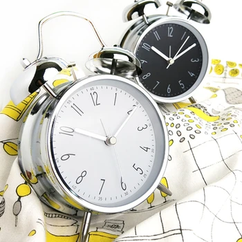 2023 Горячие товары 4-дюймовый металлический колокольчик ночник студенческий цифровой настольный будильник креативные часы подарок офис общежитие
