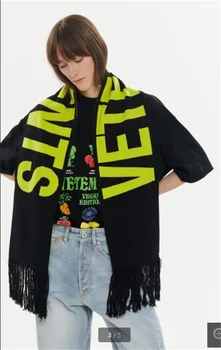 Шарф VETEMENTS, Женский теплый осенне-зимний уличный шарф с кисточками и буквенным принтом, защищающий от холода